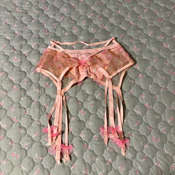 For Love and Lemons Firework Floral Garter M - Picture 3 of 5